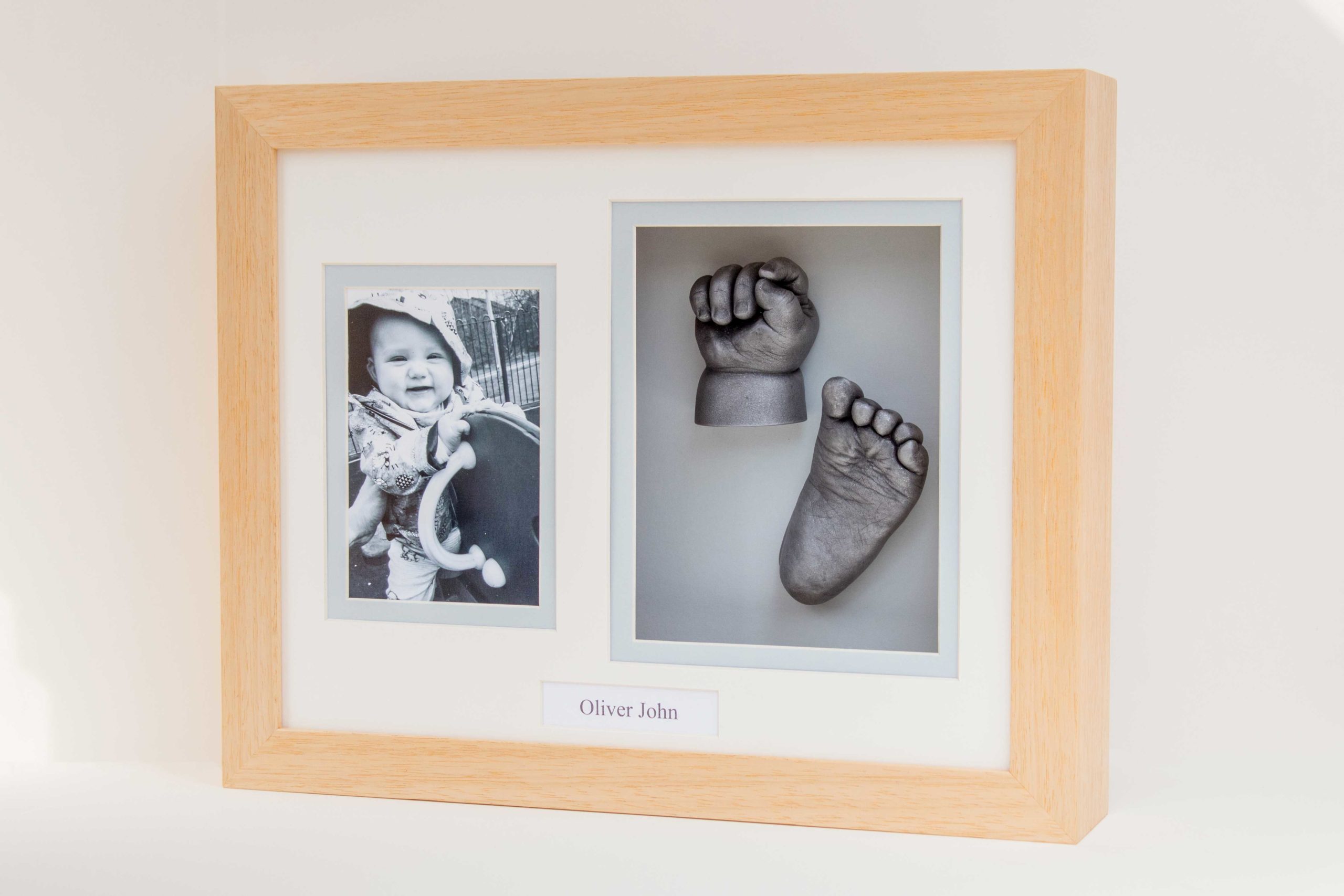 2-baby-hand-foot-casts-with-photo-med