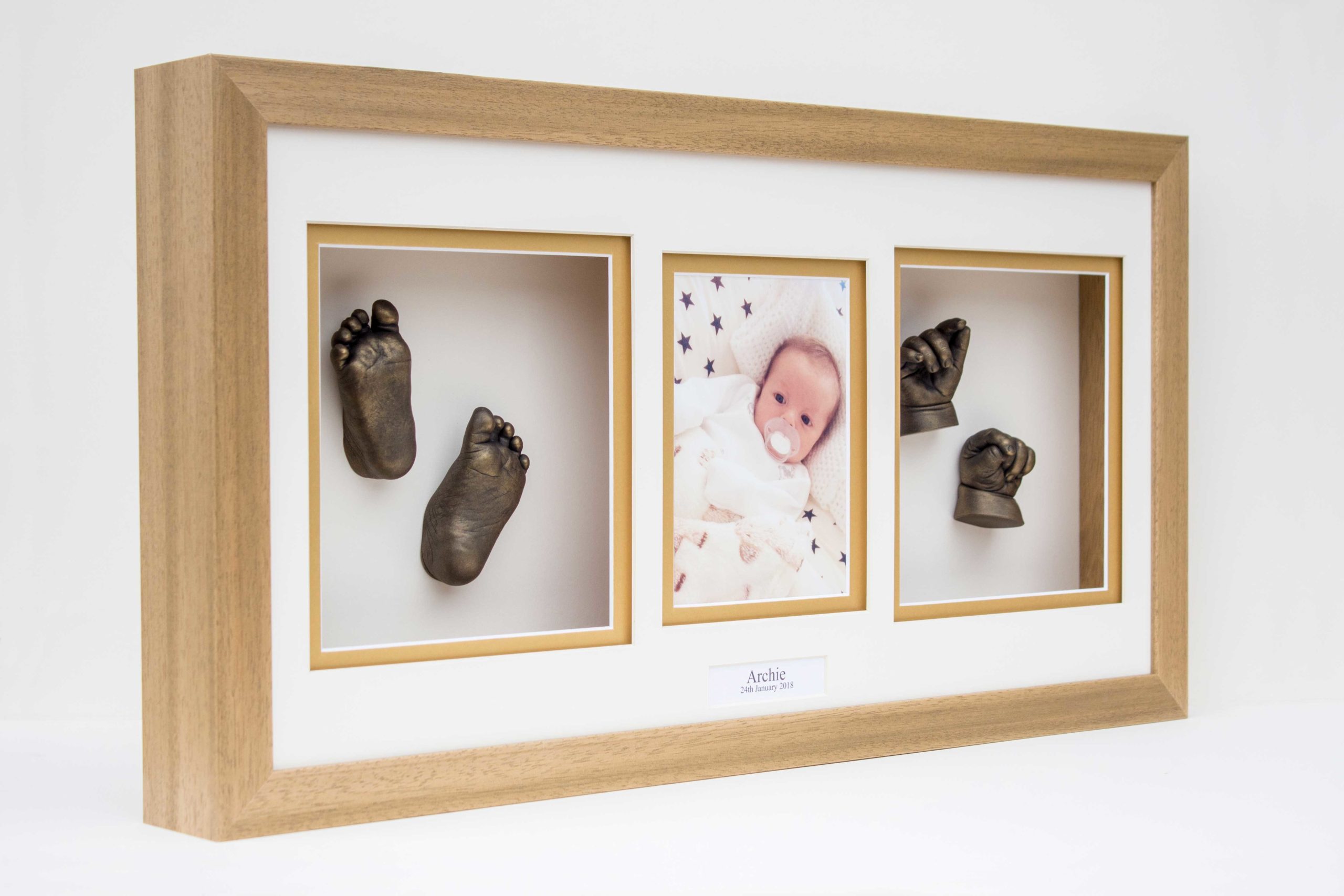 4-baby-hand-foot-casts-with-photo-med