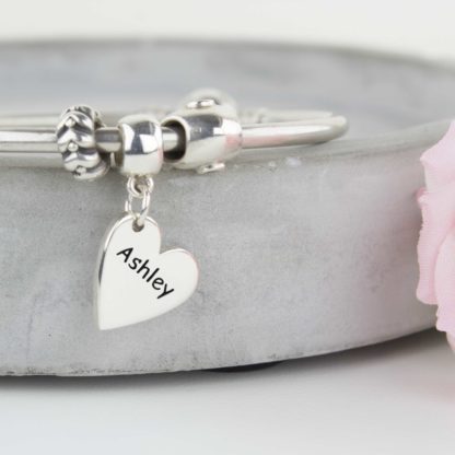 personalised-Sterling-silver-heart-shaped-charm-text-bracelet