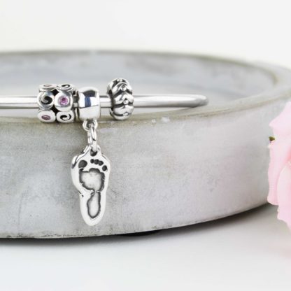 personalised-sterling-silver-sculptured-footprint-charm-bracelet