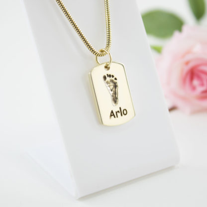 gold-dog-tag-footprint-pendant-personalised-necklace