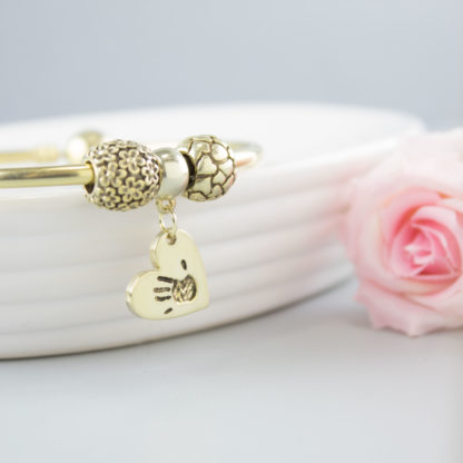 personalised-gold-heart-charm-handprint-bracelet