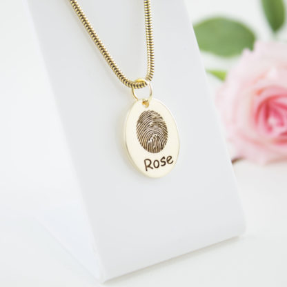 gold-oval-memorial-fingerprint-finger-print-pendant-personalised-necklace
