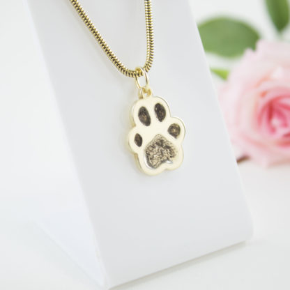 memorial-gold-sculpted-pawprint-pendant-personalised-necklace