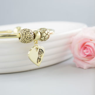 personalised-gold-tiffany-heart-charm-footprint-bracelet