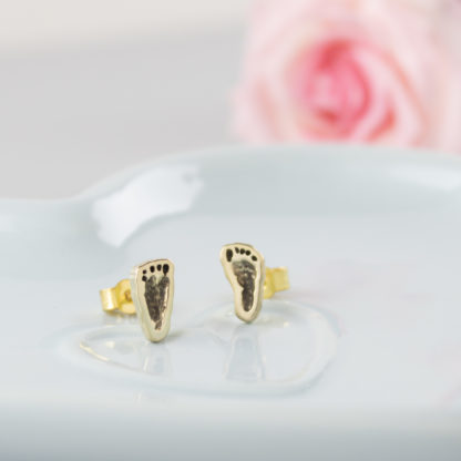 gold-sculpted-footprint-earrings-personalised