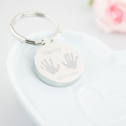 personalised-stainless-steel-engraved-2-handprint-1-name-round-keyring