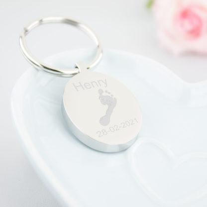 personalised-stainless-steel-engraved-footprint-oval-keyring