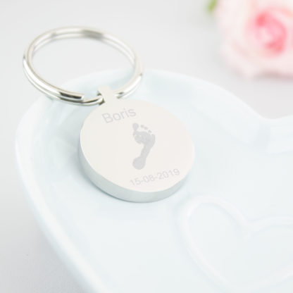 personalised-stainless-steel-engraved-footprint-round-keyring