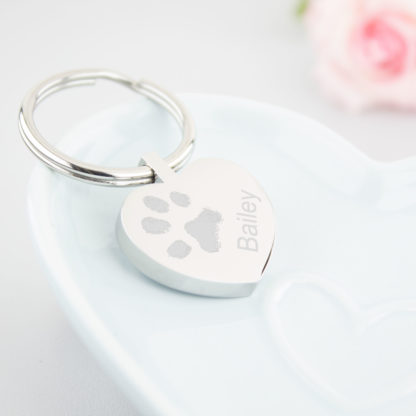 personalised-memorial-stainless-steel-engraved-pawprint-heart-keyring